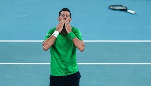 《棒球与社交：为什么它是美国人最好的商务谈资？》